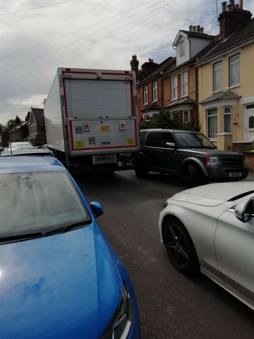Lorry trying to make its way through Weston Road. Picture: Justin Lloyd (10084190)