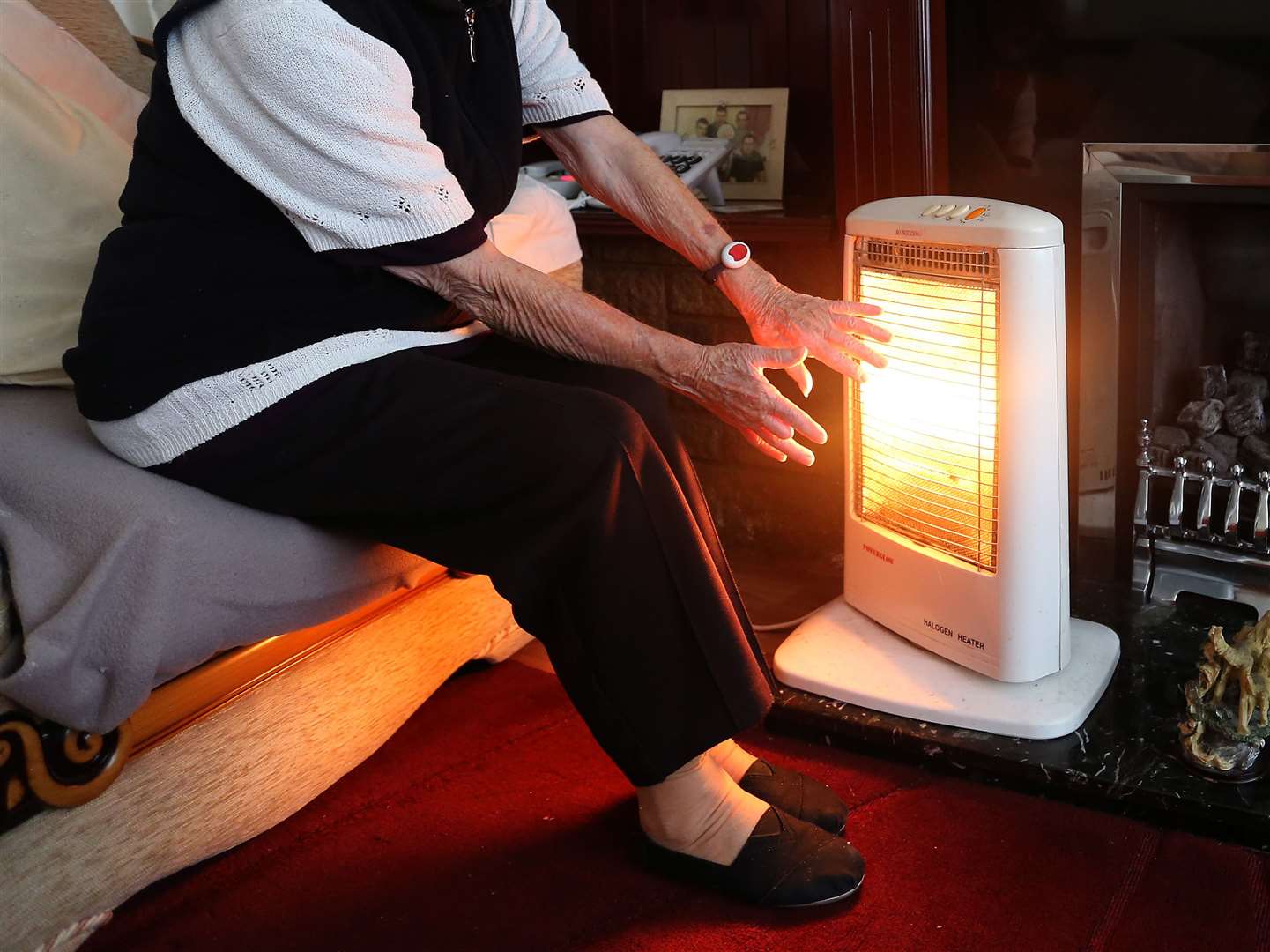 There will be automatic help with heating bills this winter.