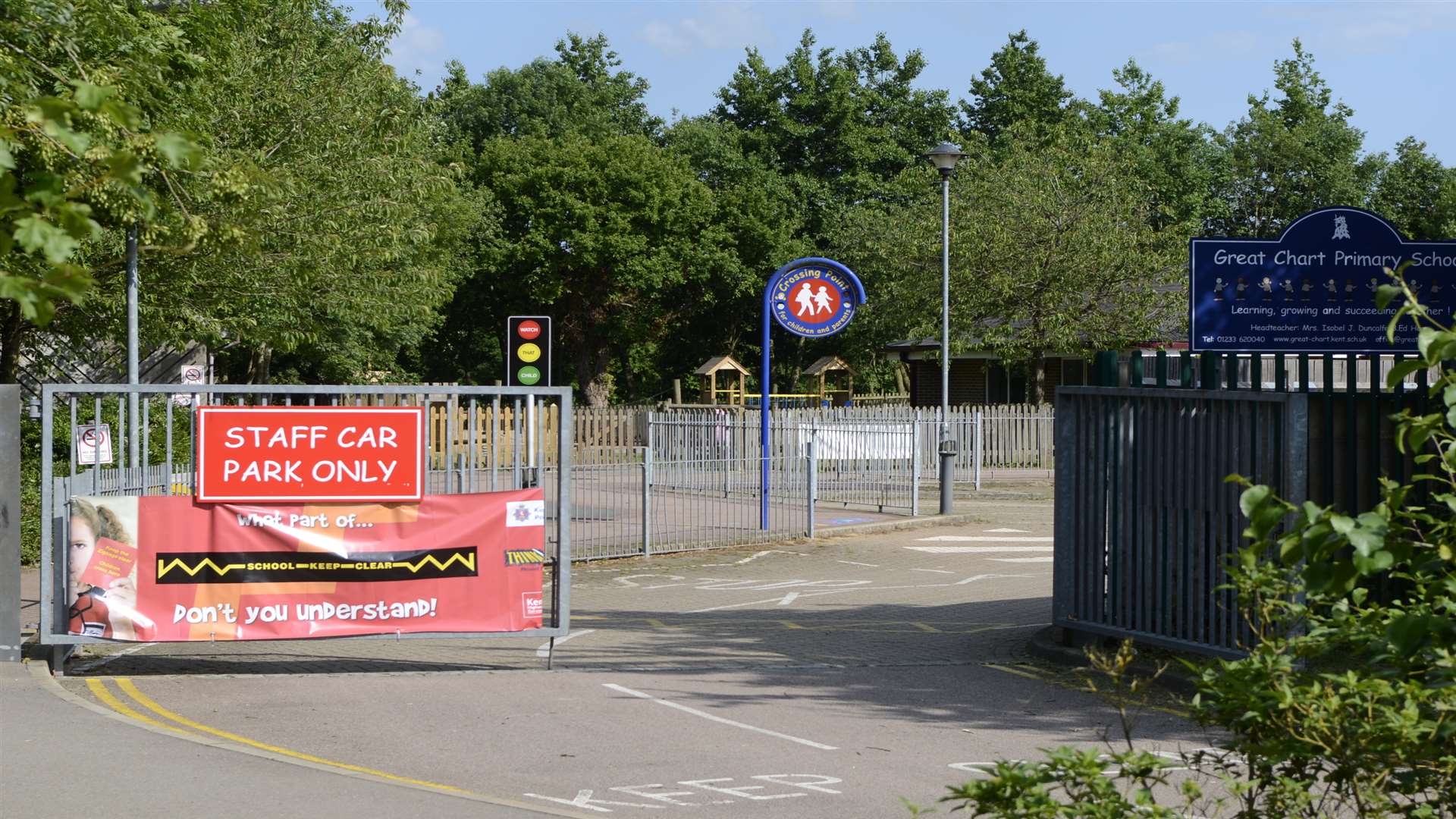 Great Chart Primary School in Hoxton Close, Ashford