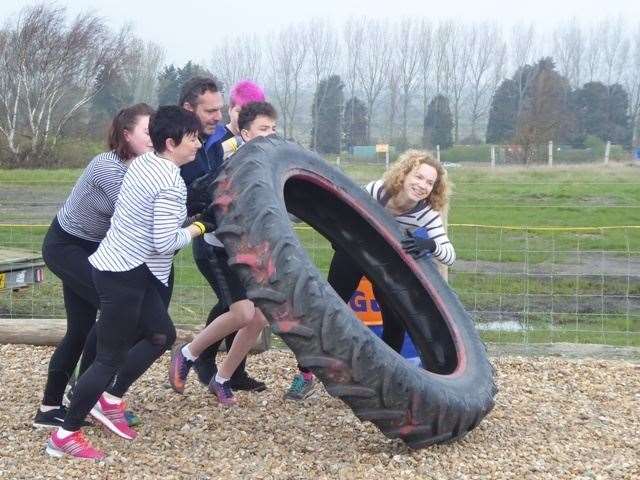 Contestants take part in the 2018 KM Assault Course Challenge (7683721)