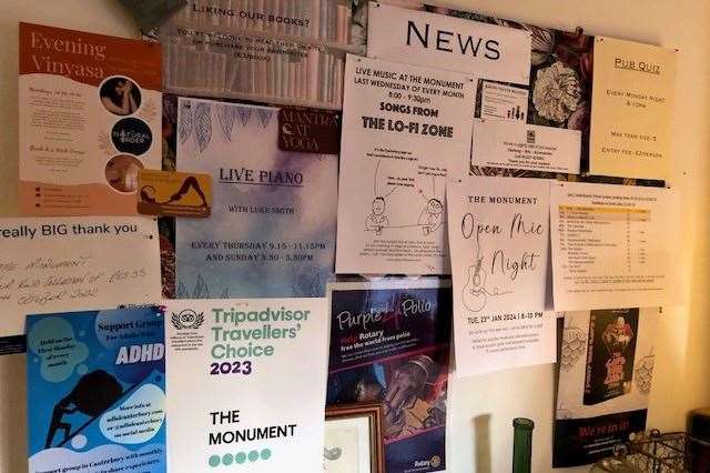 There’s a pub noticeboard displaying future events at the Monument – a weekly pub quiz, an open mic night and a live piano night every Thursday