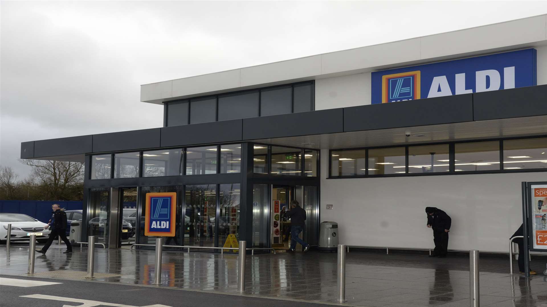 Aldi at Estuary View, Wraik Hill, Whitstable.