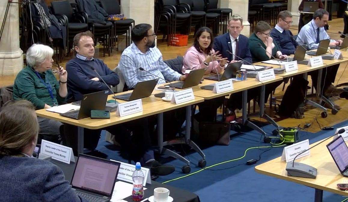 Cllr Naushabah Khan (fourth from left) speaking at a Medway Council cabinet meeting on December 19