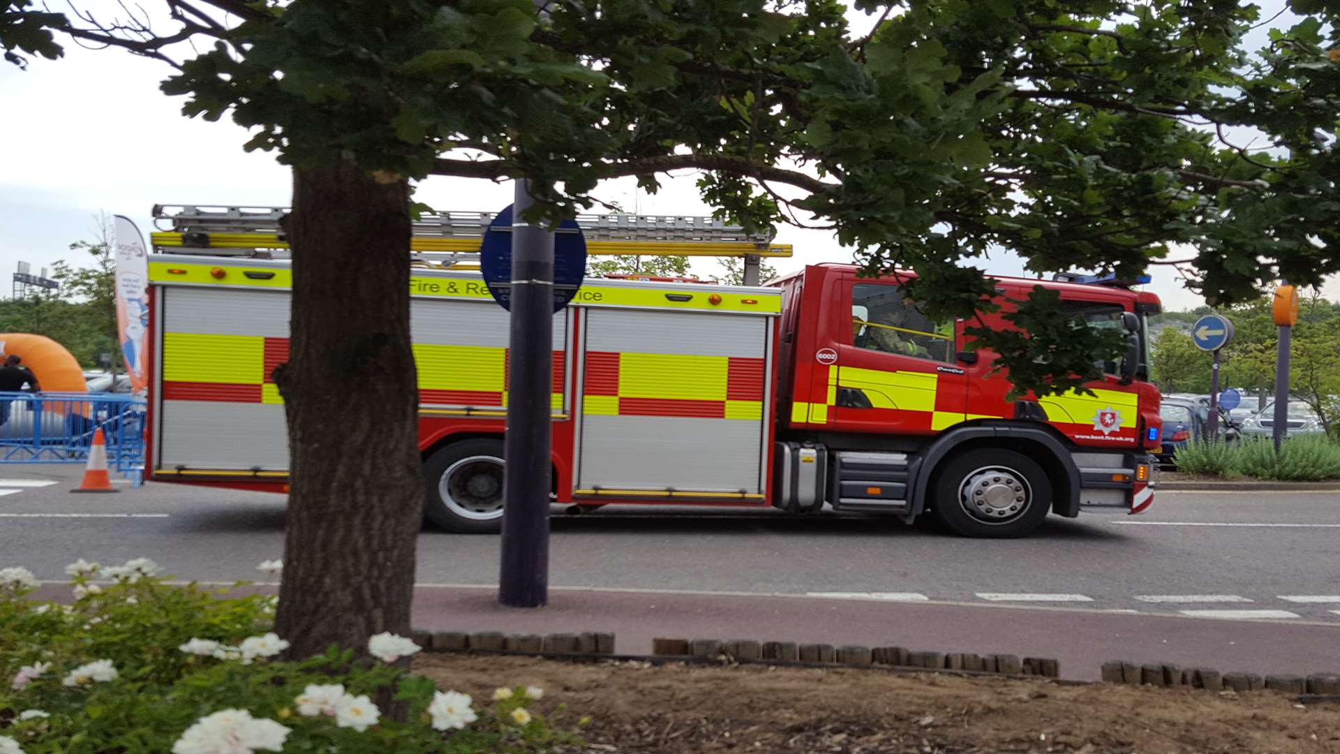 Bluewater has been evacuated after a fire started in a restaurant