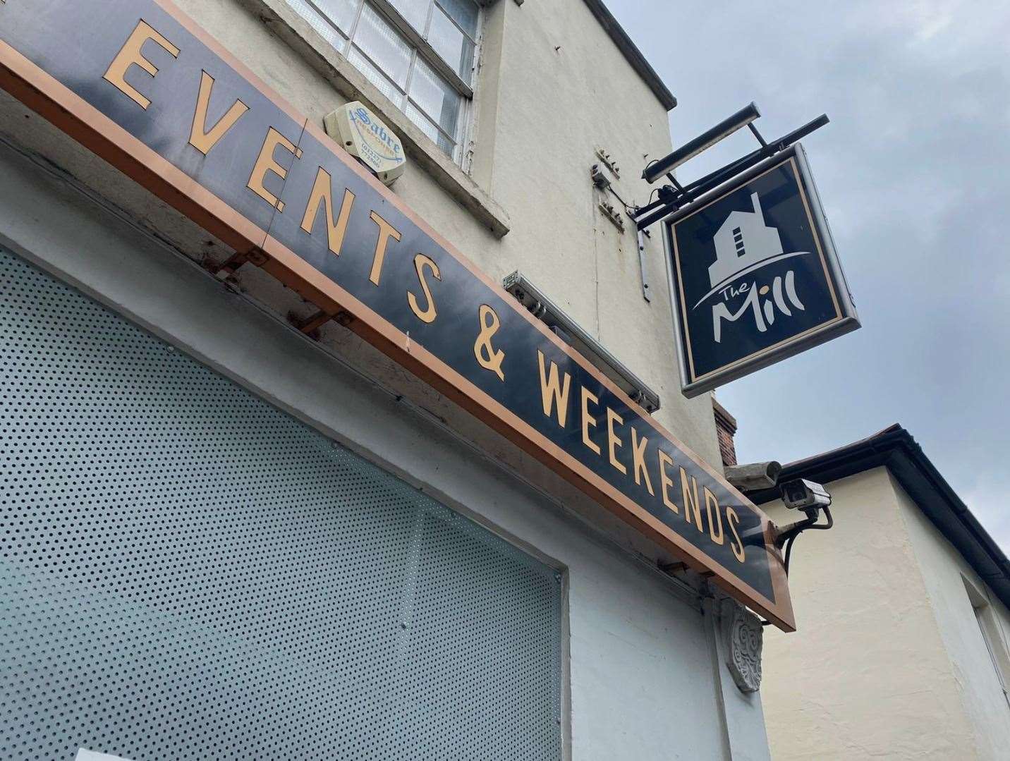 The new owners of a pub that police effectively forced into closure wants to convert the site into homes