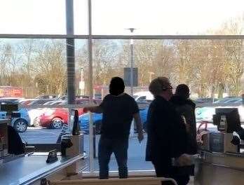 Facebook post of a shopper swearing at a checkout (32816161)