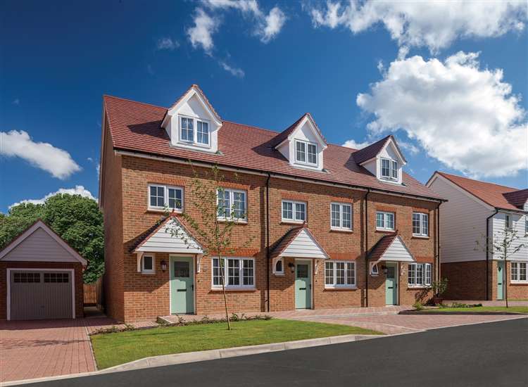 Redrow Homes For Sale At The Lawns Preston Hall Park Aylesford
