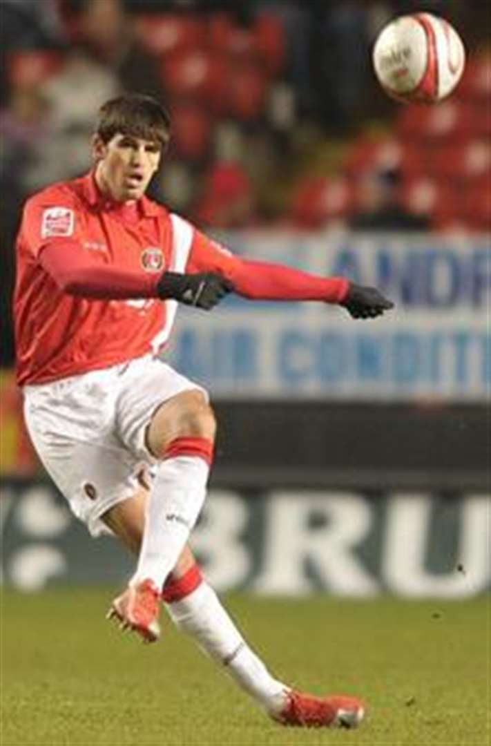 Inside View with Charlton defender Miguel Llera
