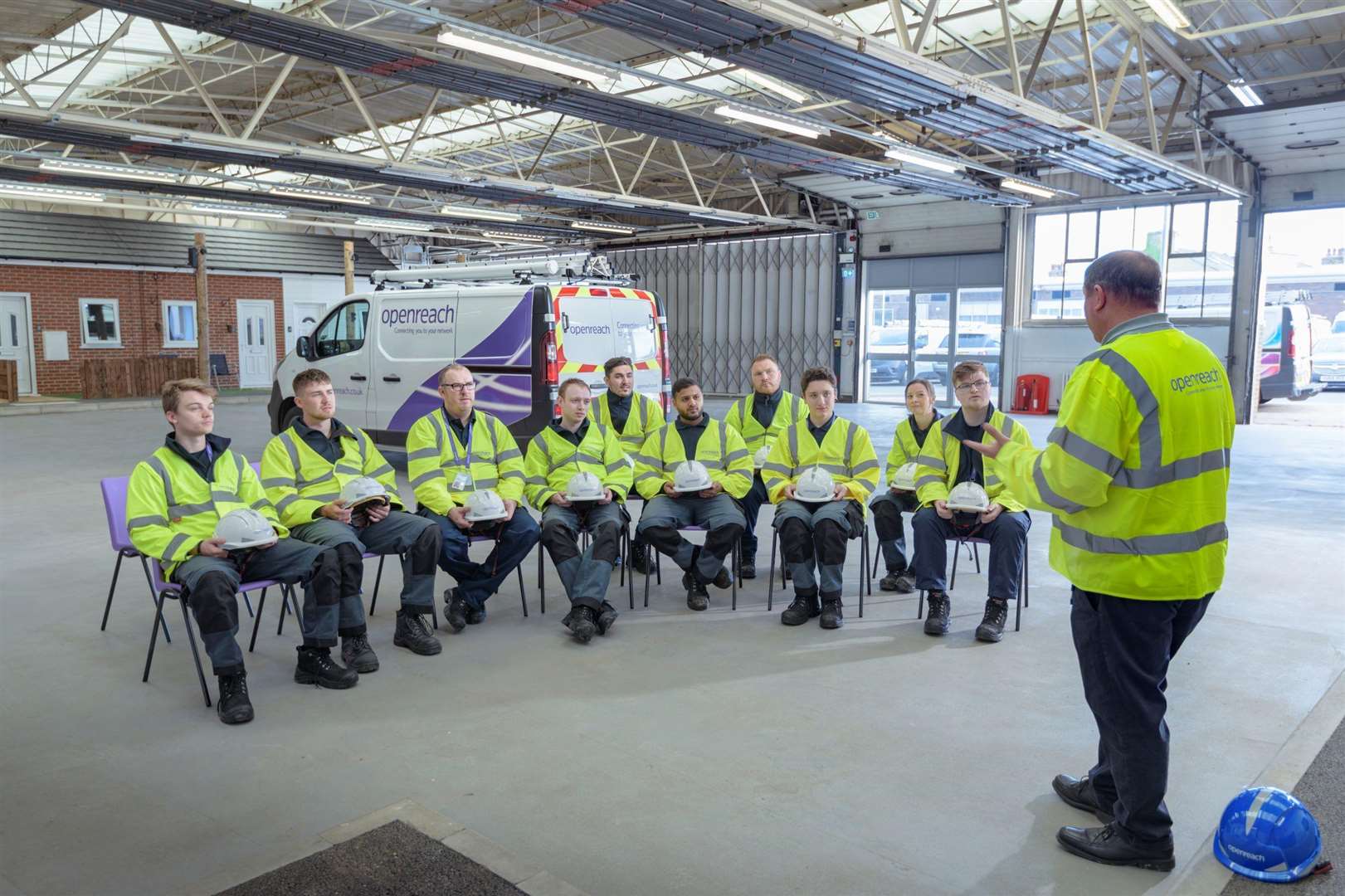 Trainees learn the ropes at Openreach training centre (6798785)