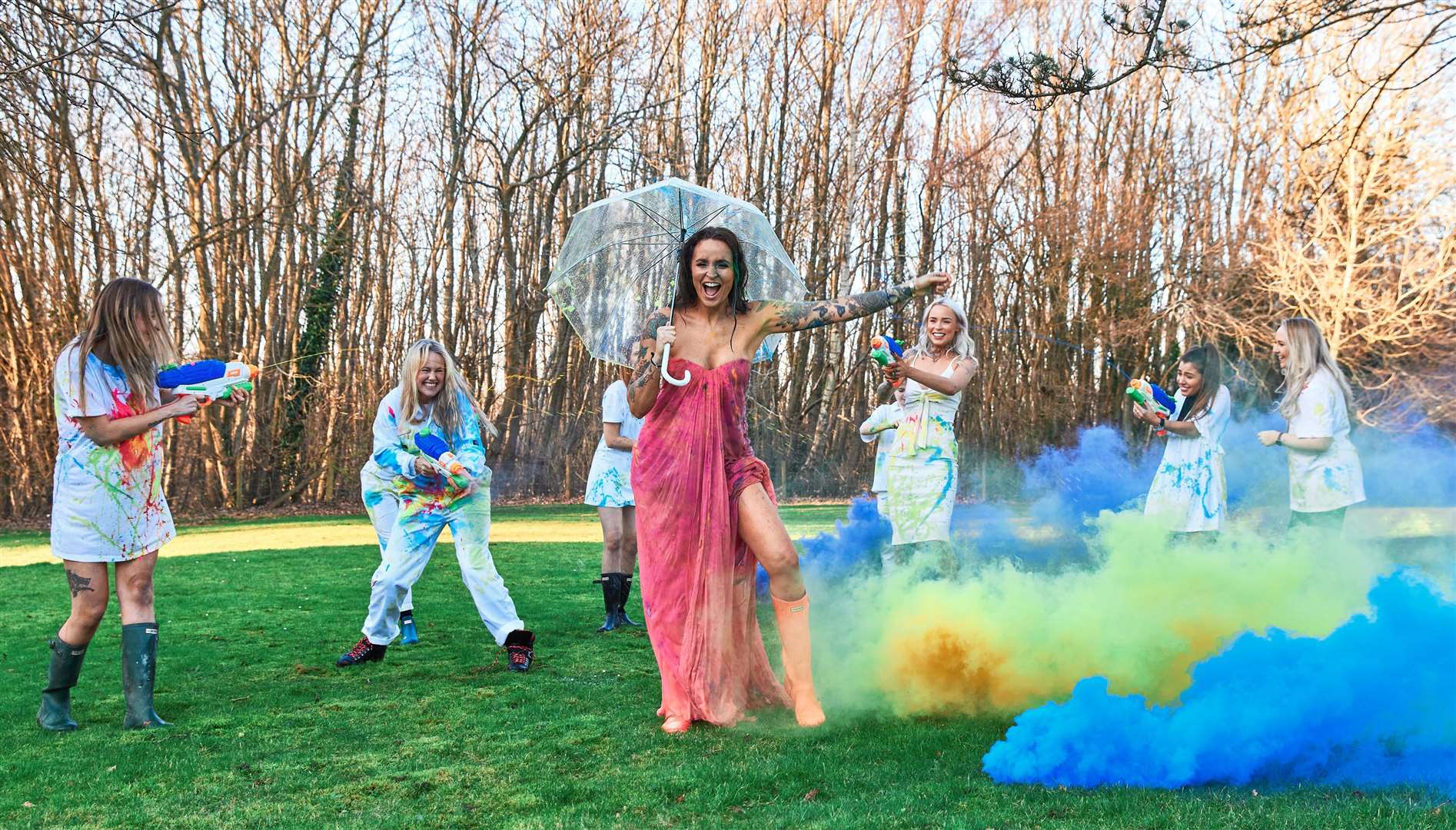 Anna O'Neill celebrated her divorce with a paint fight with her friends. Picture: Ian Lim, www.milianeyes.com