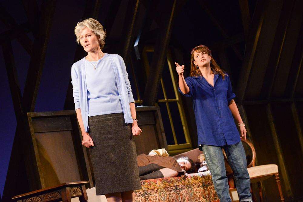 Janet Dibley as Evelyn, Rosie Holden as Faith and Gabrielle Dempsey as Eva