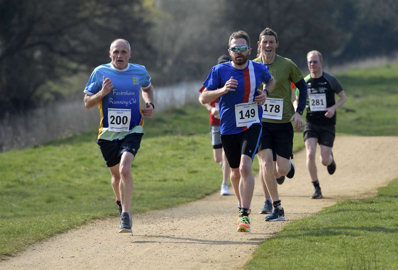 David Sadler (number 200) from Faversham Running Club finished sixth while Ian Merrick (number 149) was eighth. Picture: Barry Goodwin