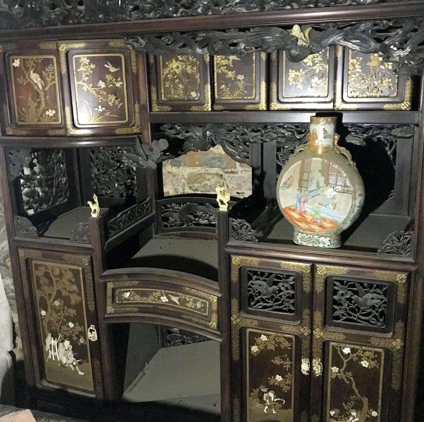 The stolen items included this dresser