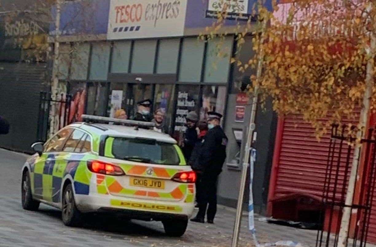 Police outside CEX in Maidstone after a burglary. Picture: Stephanie Cole (53890982)