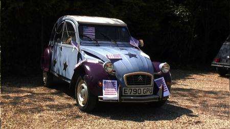 Dilly has become the first Citroen 2CV to be registered in the American state of Washington after being sold on eBay