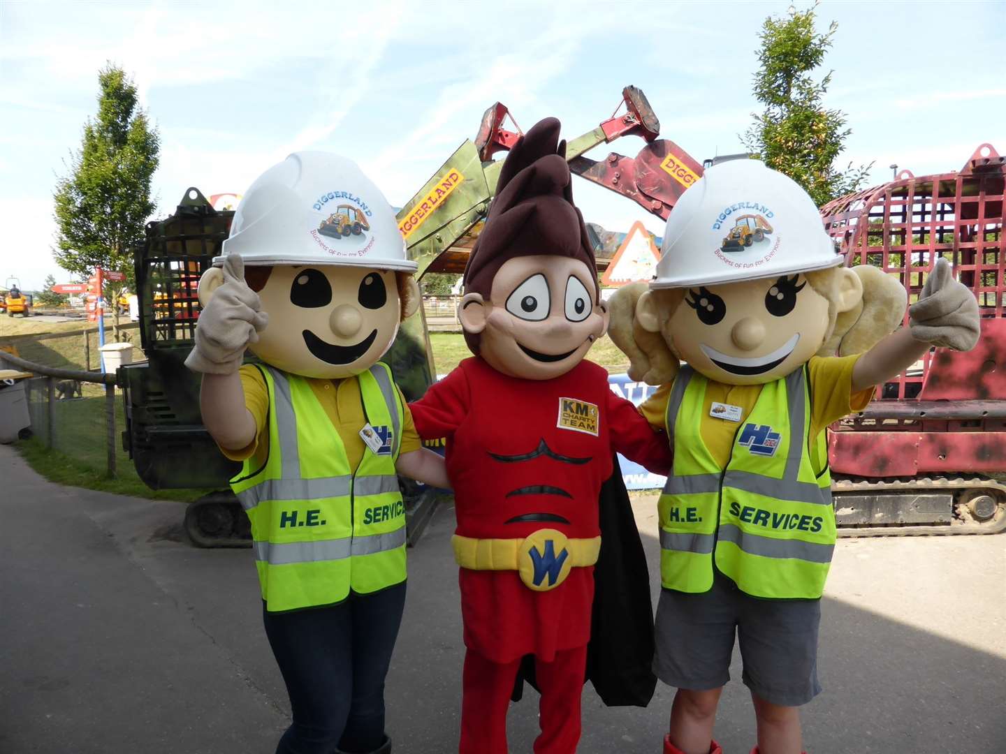 Dougie and Dottie the Diggerland mascots meet Wowzer the KM Walk to school mascot in 2014