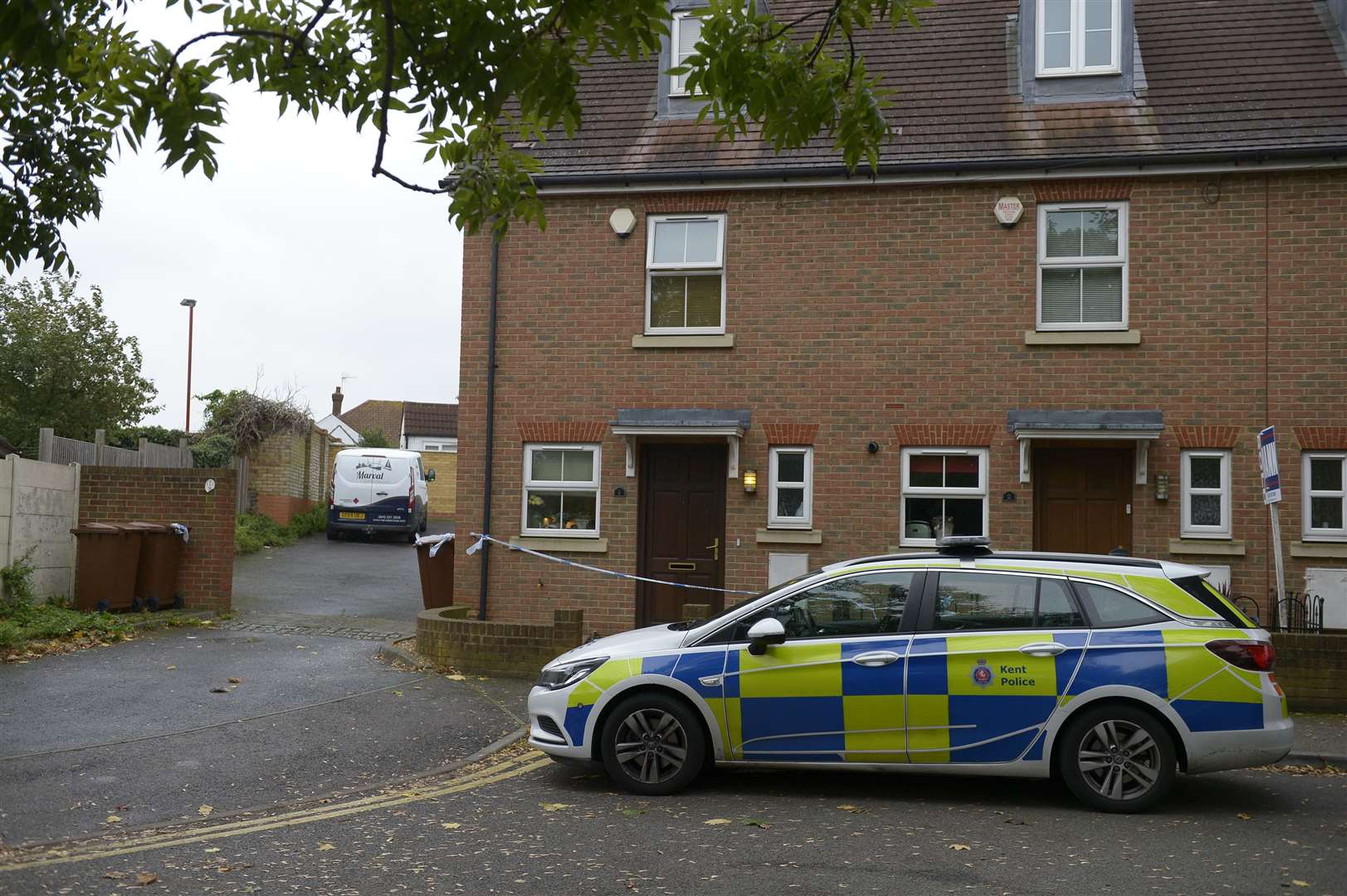 Cordon at Oast View Terrace, Rainham, after Lesley Spearing's body was discovered