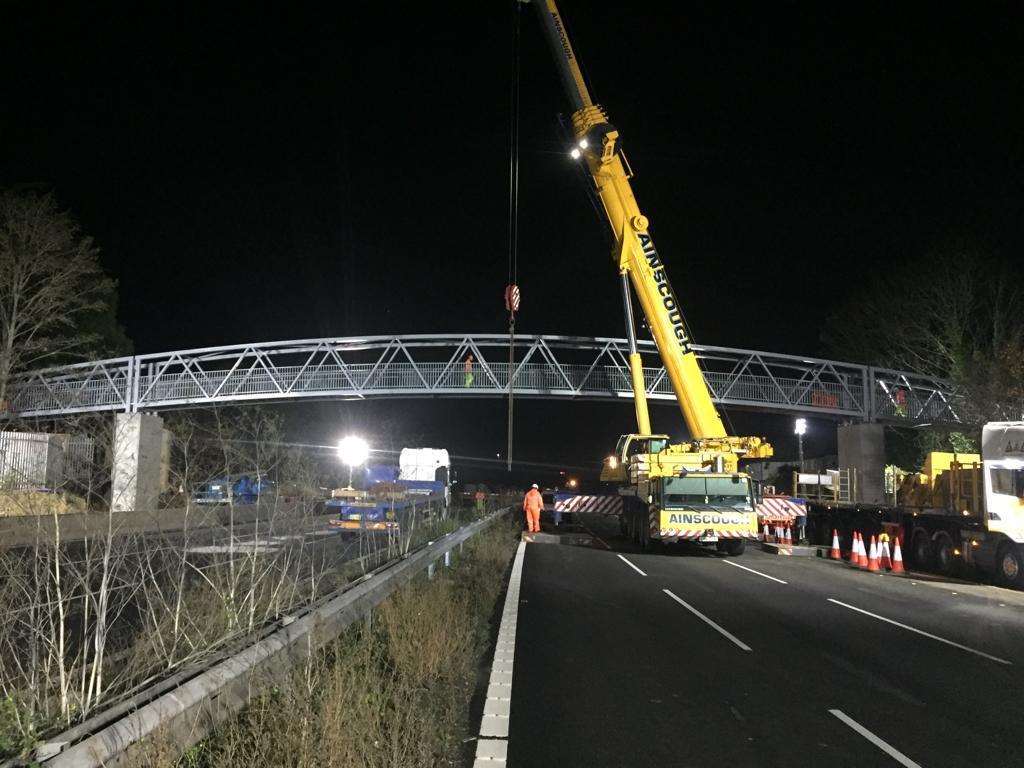 The footbridge is in place on the M20 (5473496)