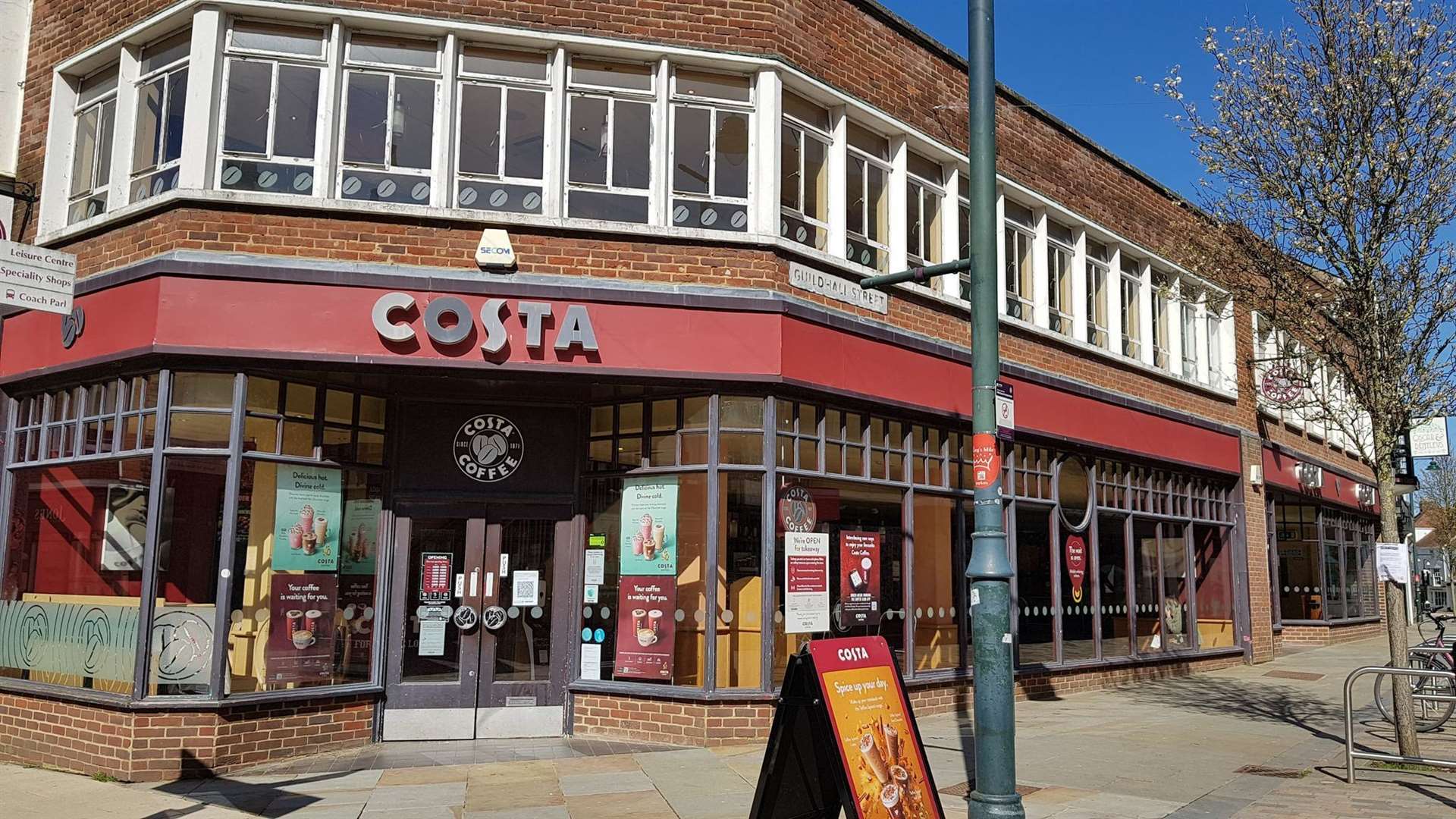 Costa in Canterbury high street is on the market, but staff are 'totally unaware'
