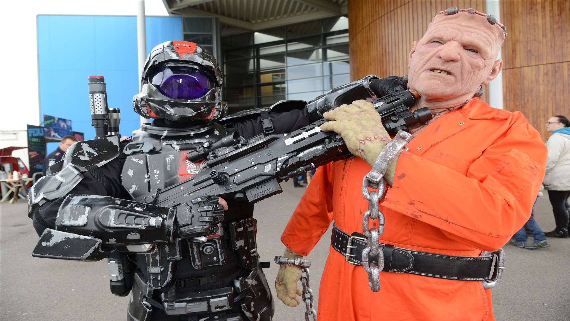 Cybershock battles with with The Experiment at Folkestone Film, TV and Comic Con.