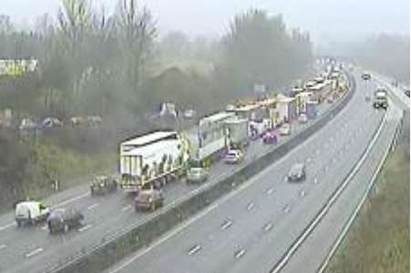 Trafic builds after a lorry crashed on the M20 this morning