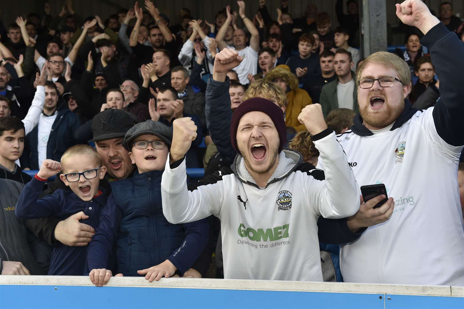 Dover Athletic, Crabble Dover. Dover v Southend in FA cup. Delighted Dover fans..Picture: Tony Flashman. (21307376)