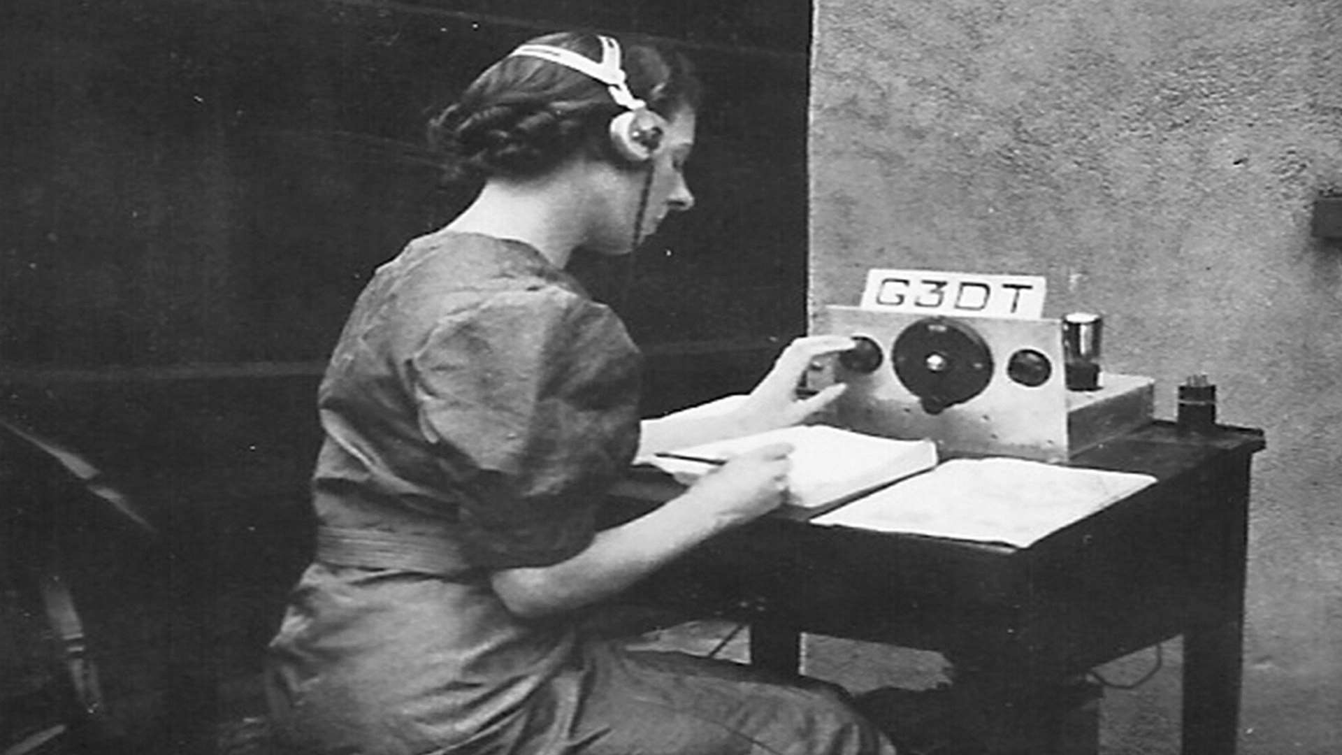 Helena intercepted German radio messages during the Second World War