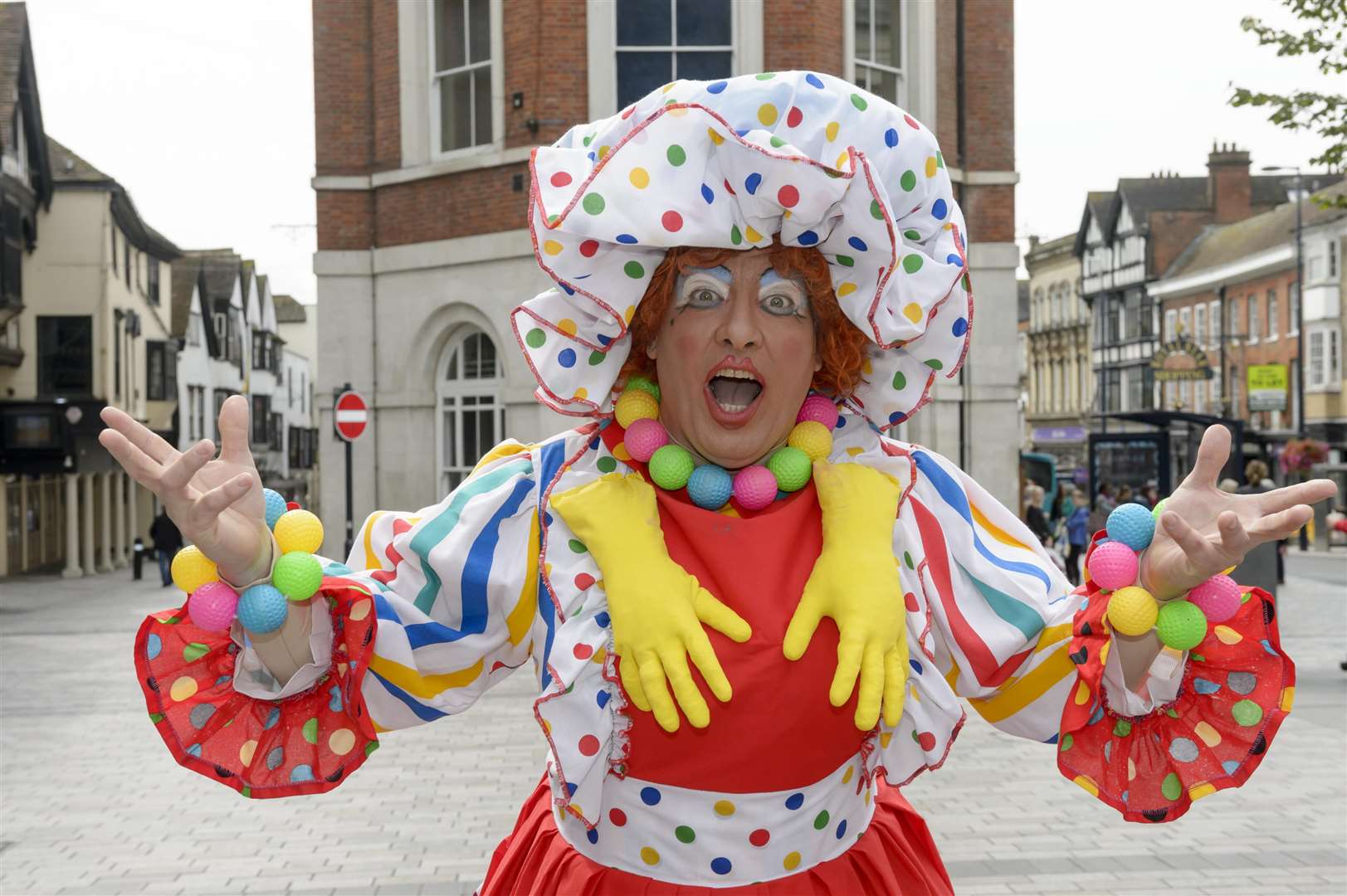 Dave Short as the Dame Crumble in Snow White and the Seven Dwarfs. Picture: Andy Payton. (3876062)