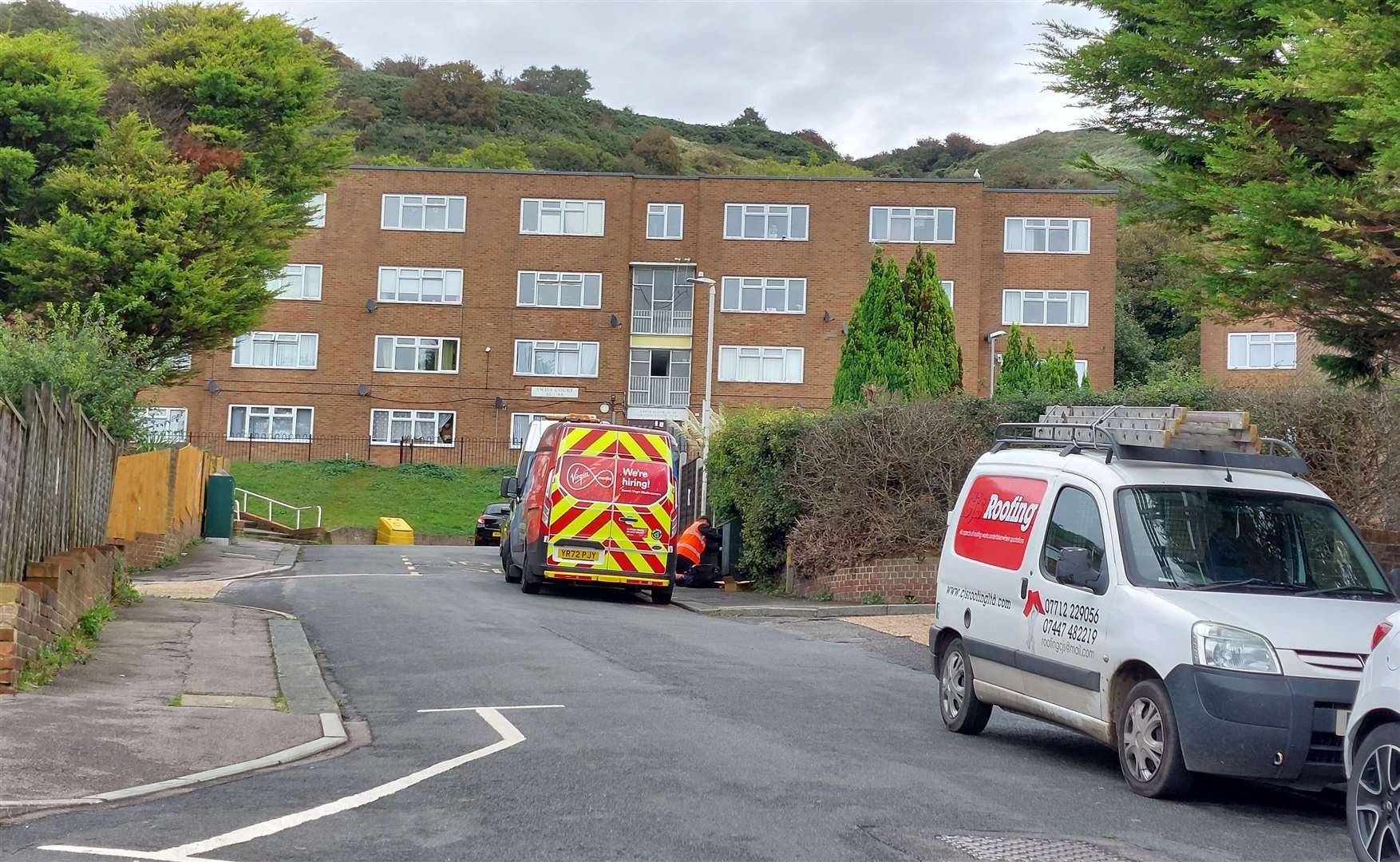 Virgin Media and UK Power Networks were sent to Hollands Avenue as homes were left without power