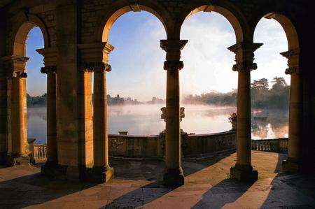 Romantic views at Hever Castle