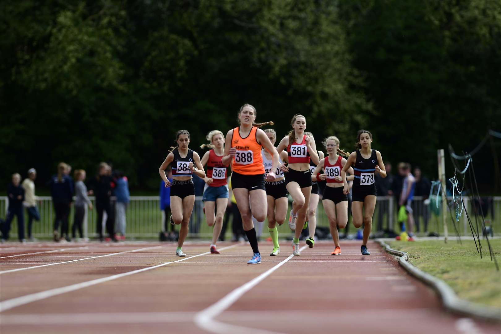 Chiani-Rae Garland (Bexley AC) leads the field in the 800m u17 race Picture: Barry Goodwin