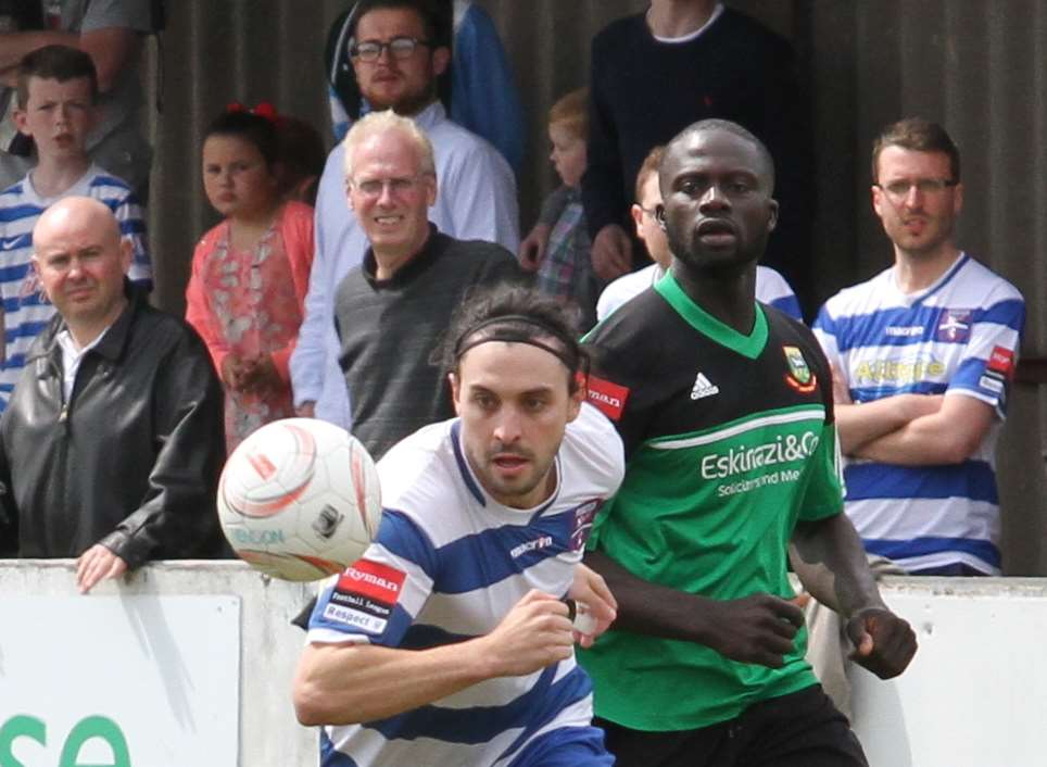 Margate's Charlie Allen in action against Hendon. Picture: Don Walker