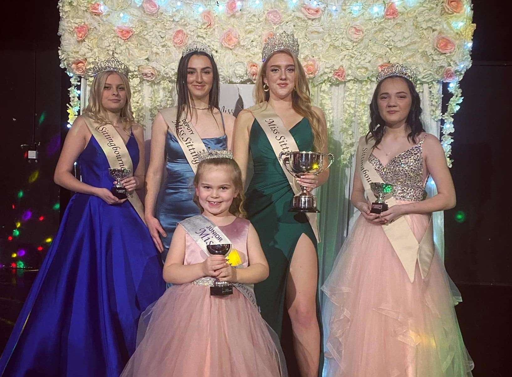 Sittingbourne carnival court 2023 featuring Miss Sittingbourne Tillie Skerrett, her deputy Emily Thomas, princesses Nola Hart and Polly Holland and Junior Miss Sittingbourne Daisy Kay