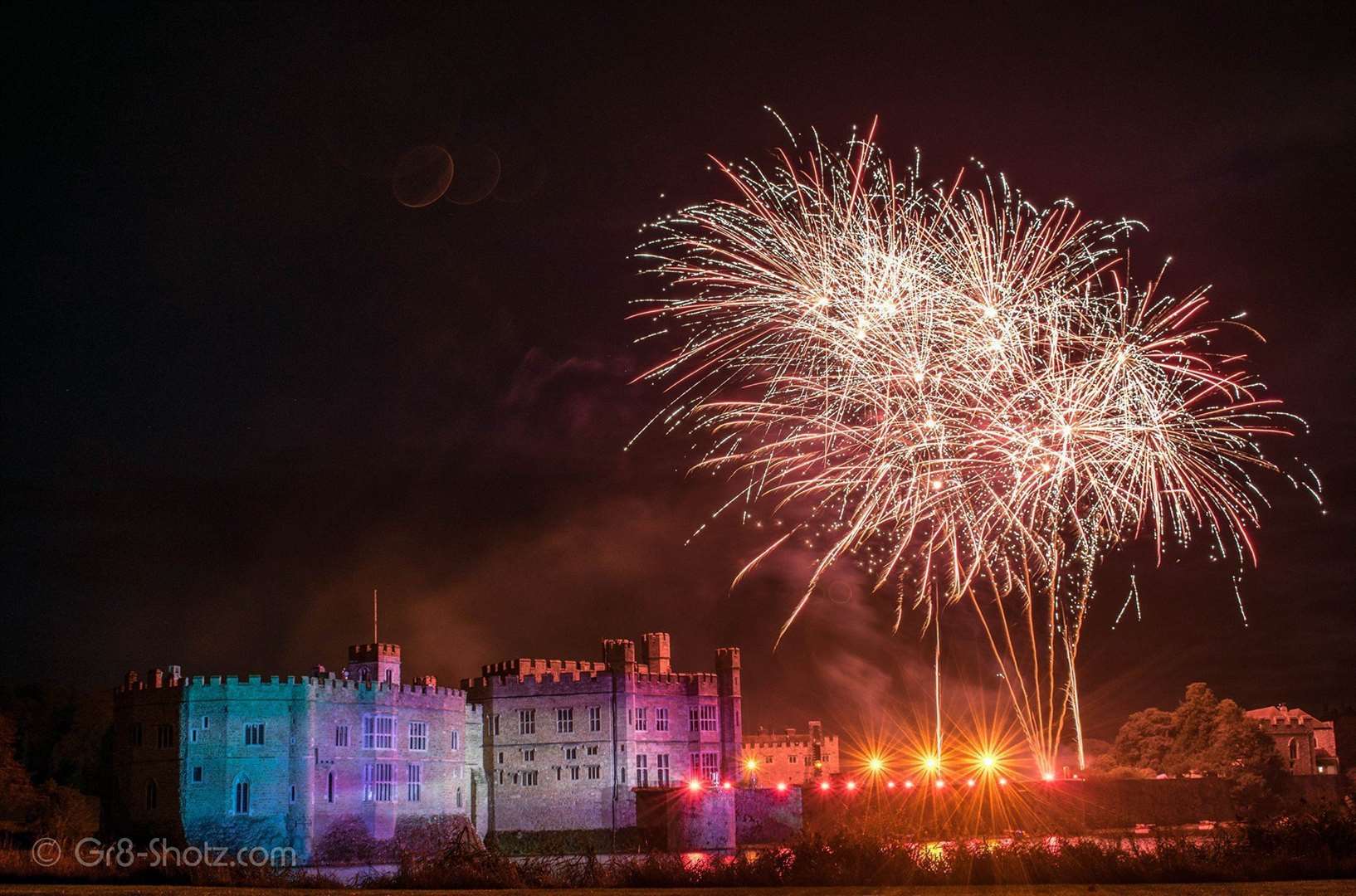 Gee Crick snapped these photos at the Leeds Castle Firework display in 2016