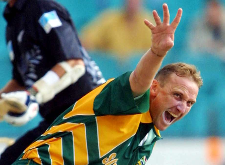 Allan Donald in action for South Africa in 2002. Picture: Rob Griffith