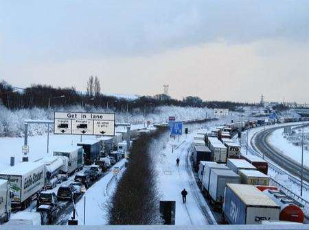 Channel Tunnel snow delays