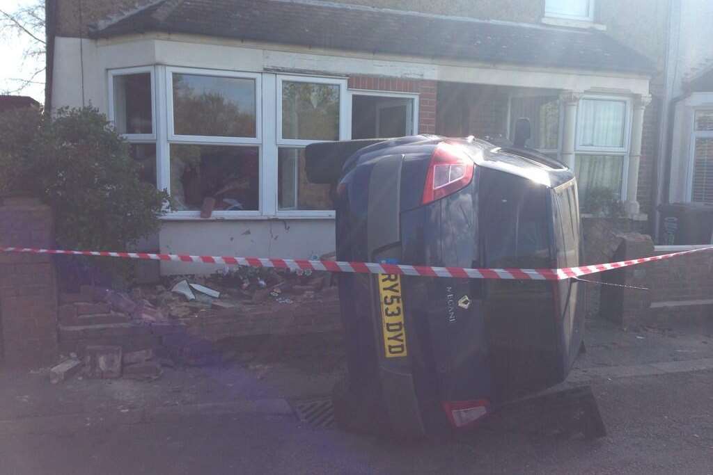 A car crashed into a wall in Heathclose Road, Dartford