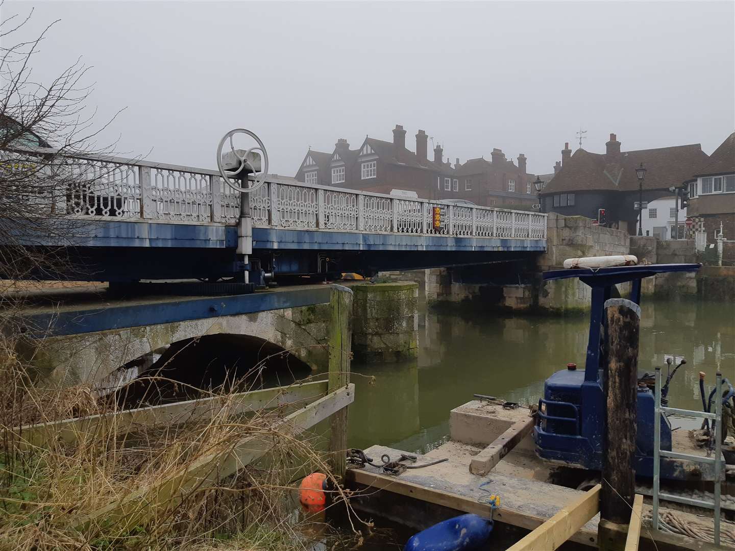 Sandwich Toll Bridge will be taken away for refurbishment