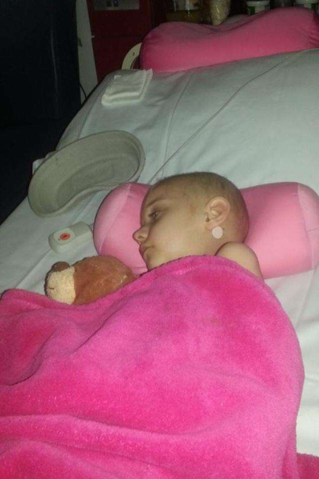 Stacey Mowle needs life-saving cancer treatment in the US