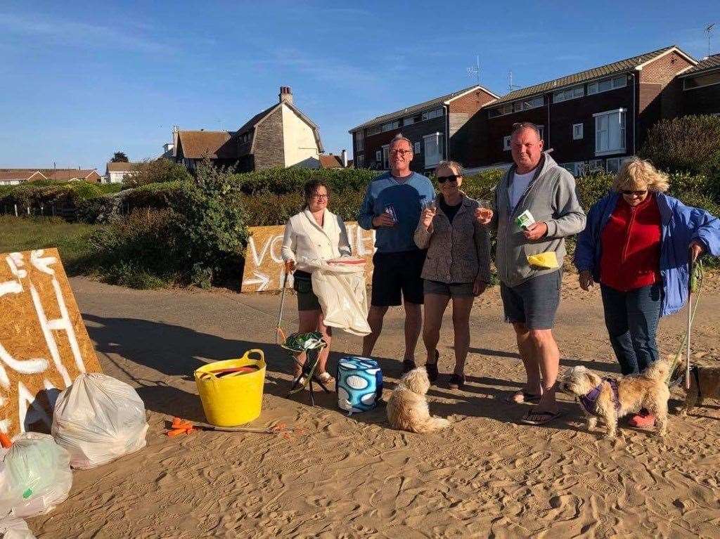 The Friends of Botany Bay and Kingsgate litter pickers fear their beloved beaches are being lost to 'feral gangs'