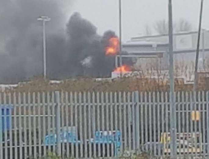 The fire takes hold after the blast in Paddock Wood (5723505)