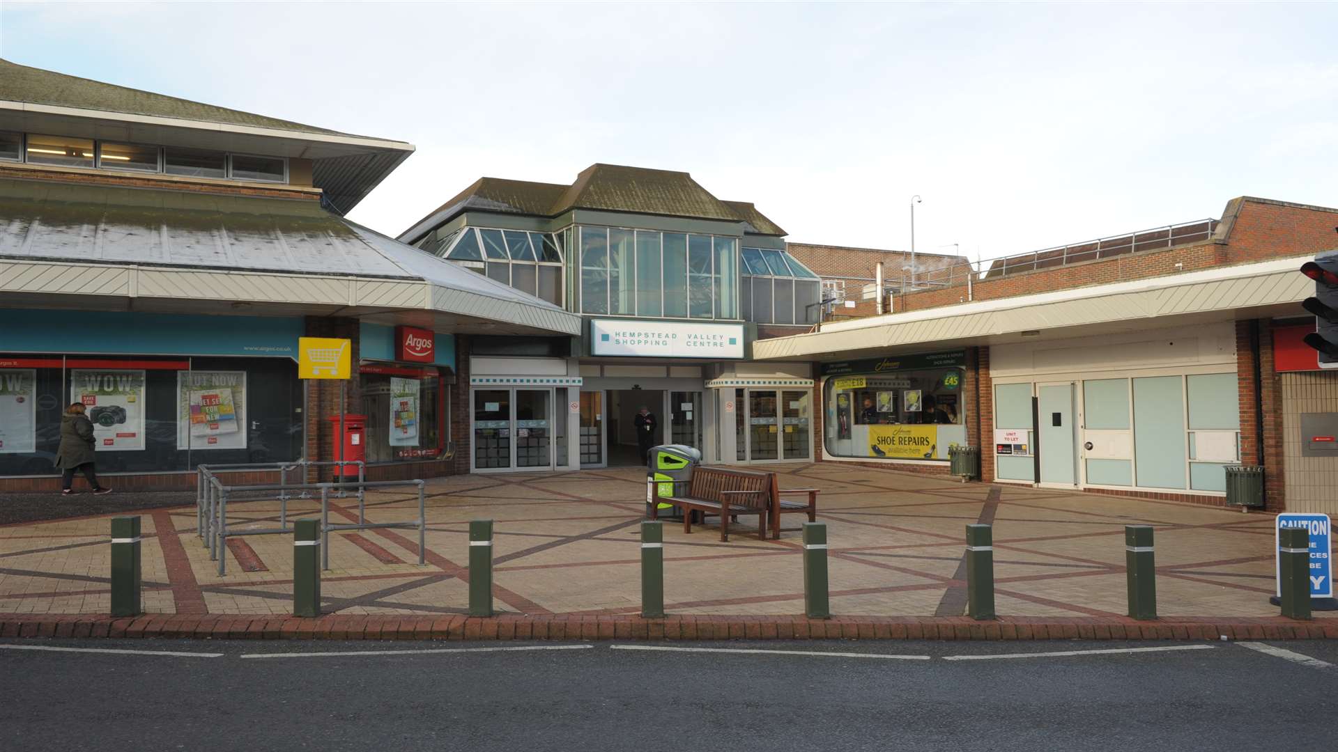 Hempstead Valley Shopping Centre has been closed early.