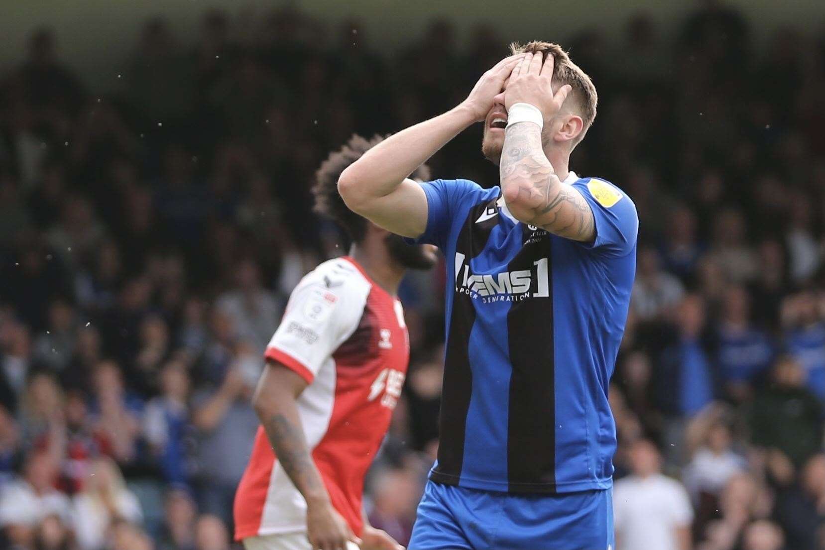 A frustrating day for Charlie Kelman and the Gills Picture: KPI