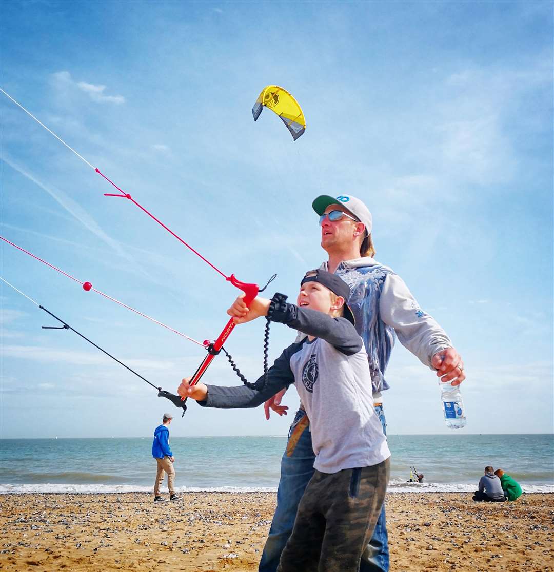 Kitesurfing taster sessions at Ramsgate