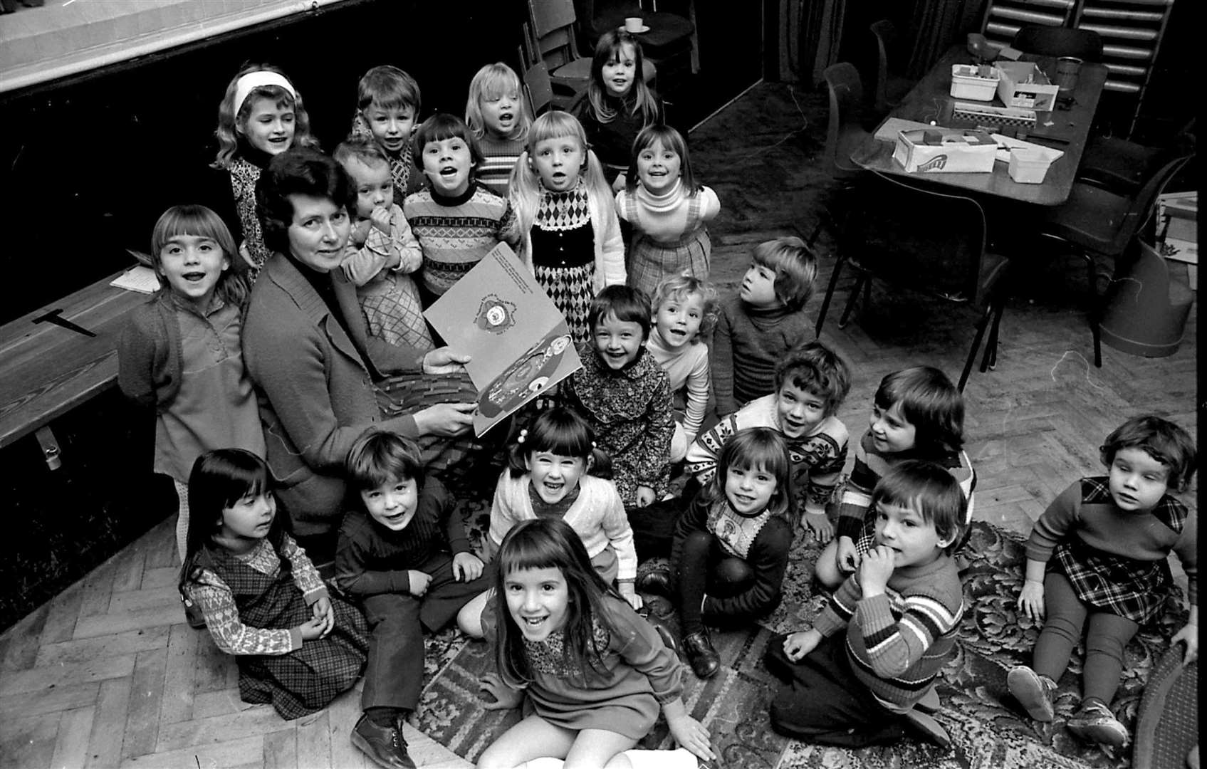Rhoda Evans with children at St Stephen's Young Wives Playgroup in Canterbury in 1978
