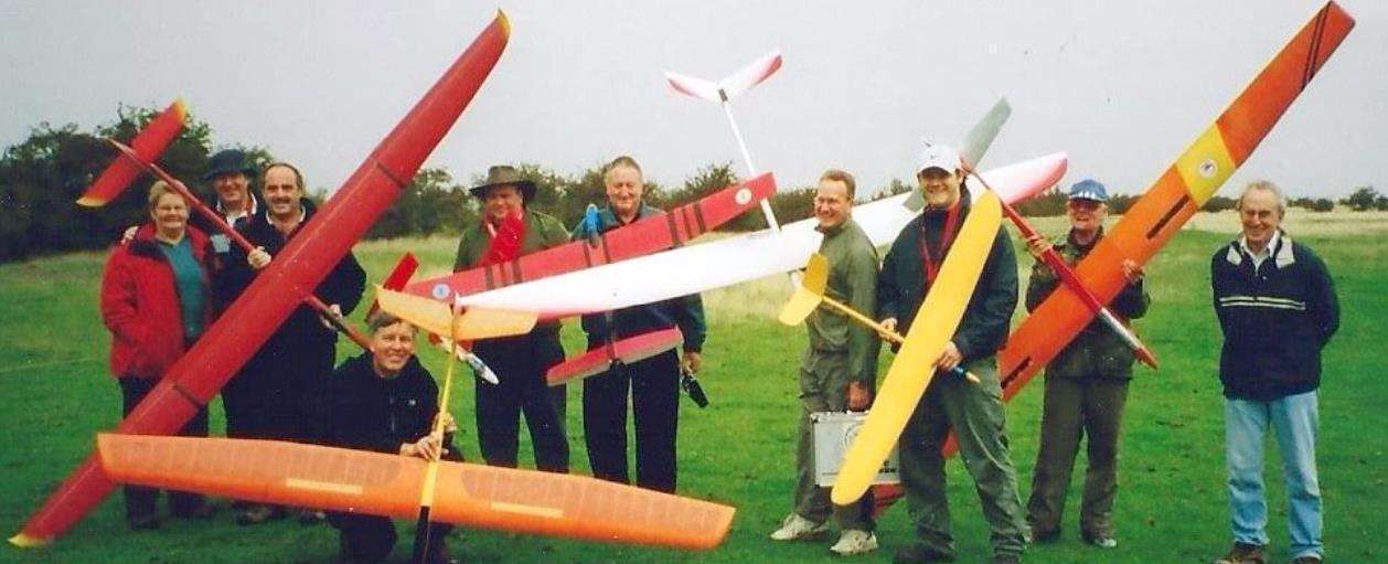 The Gravesend Aeromodelling Club and its 2006 members