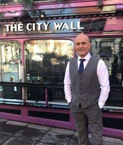 Bar owner Sanjay Raval is offering free lunches to children affected by the strikes