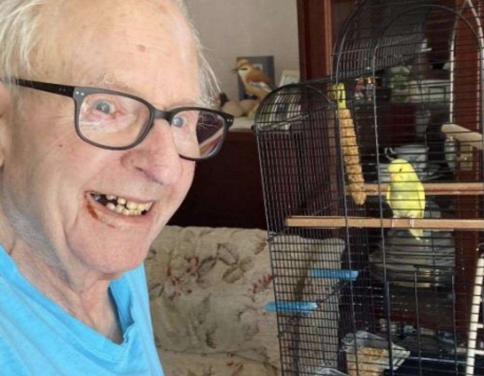 Dave Diprose with new budgie Lenny