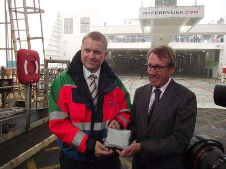 Tim Waggott, Director of Business and Support Services at the Port of Dover presented Jean-Michel Giguet, Chief Executive of MYFERRYLINK with a plaque.