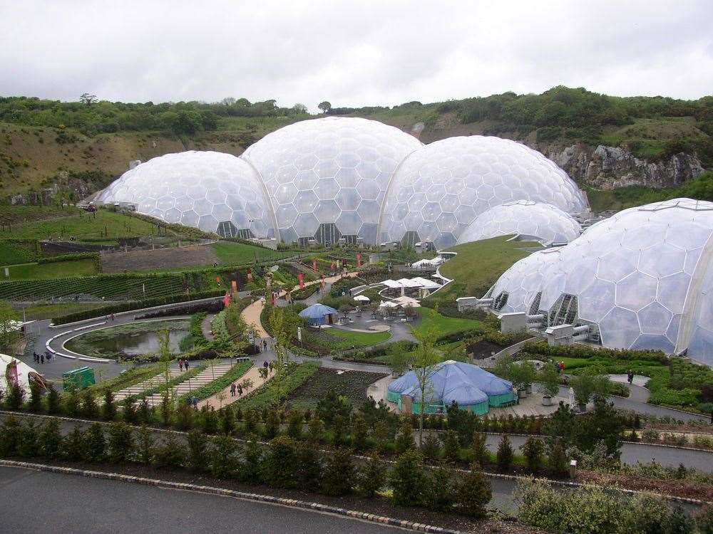 One Teston Tours excursion was to the Eden Project